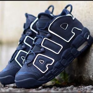 Nike airmax uptempo navy blue classics/with og box size 8